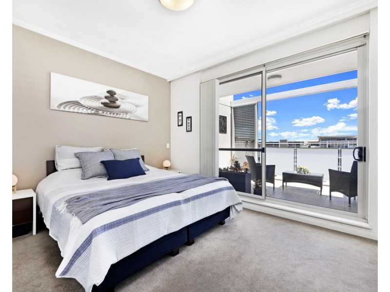 810/6 Nuvolari Place, Wentworth Point NSW 2127