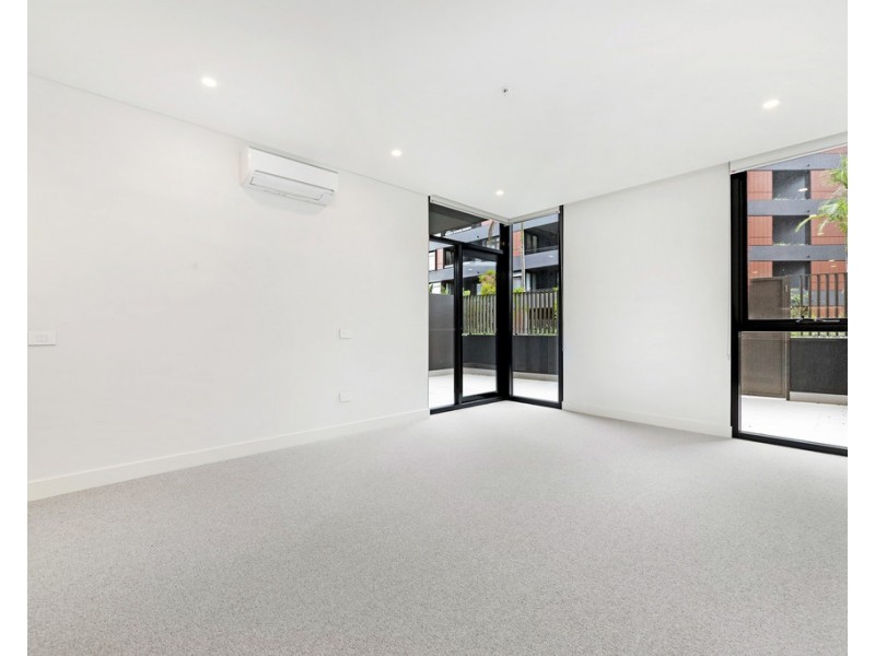 C426/8 Lapwing Street, Wentworth Point NSW 2127