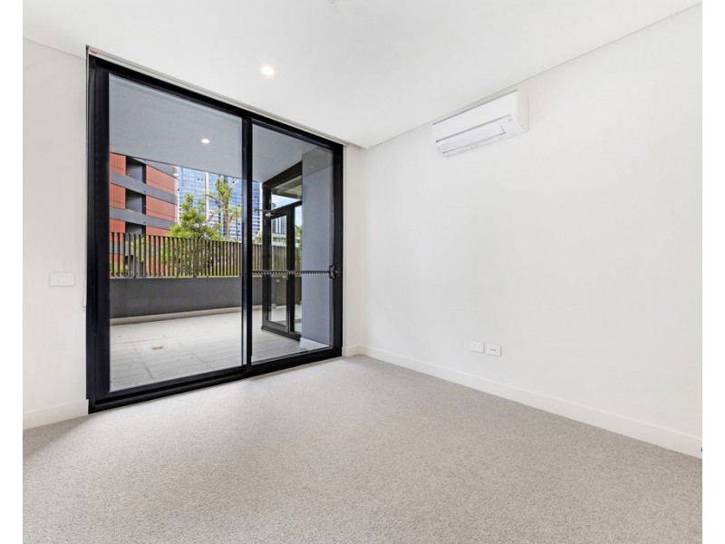C426/8 Lapwing Street, Wentworth Point NSW 2127
