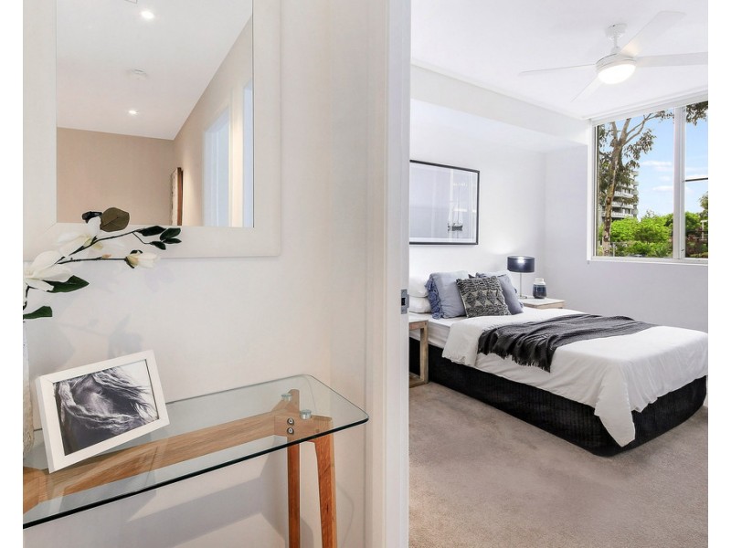 10 Amalfi Drive, Wentworth Point NSW 2127