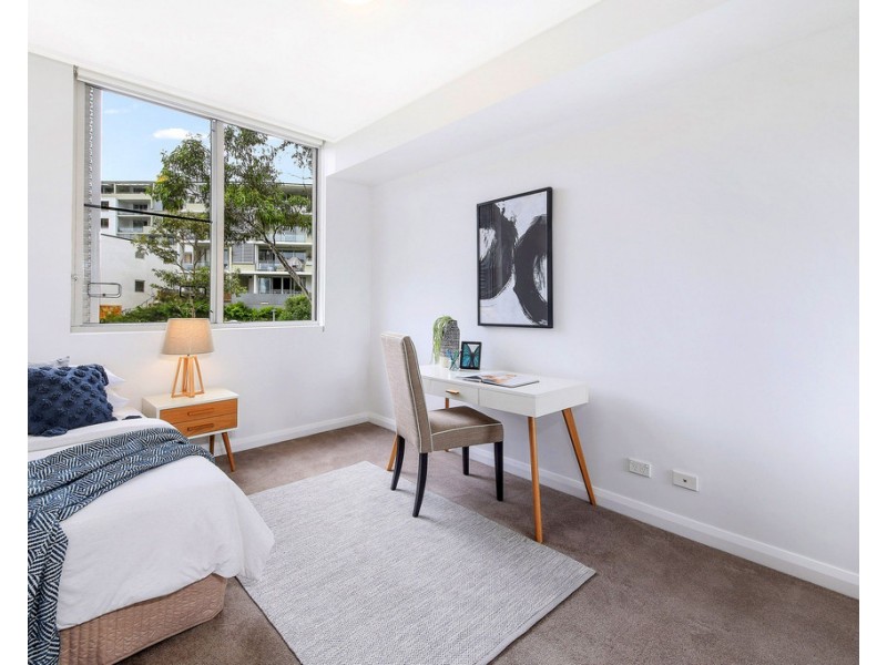 10 Amalfi Drive, Wentworth Point NSW 2127