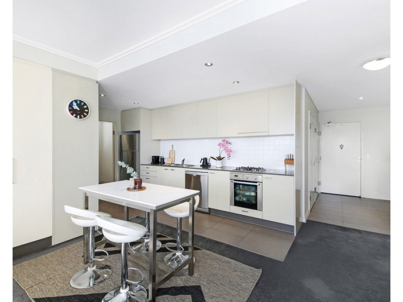 880/33 Hill Road, Wentworth Point NSW 2127