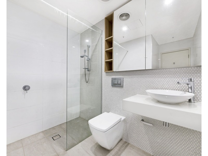 824/7 Verona Drive, Wentworth Point NSW 2127