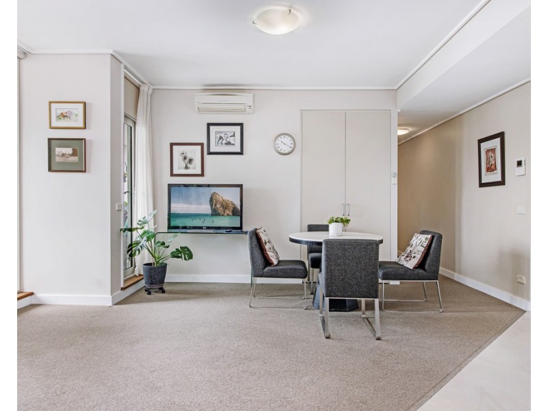 606/2 The Piazza, Wentworth Point NSW 2127