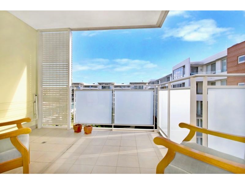 702/4 Nuvolari Place, Wentworth Point NSW 2127