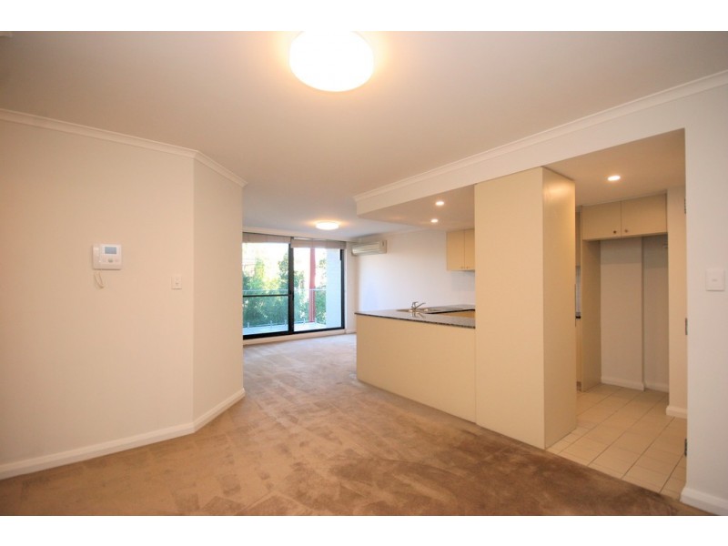 8** / 66 Bowman Street, Pyrmont NSW 2009