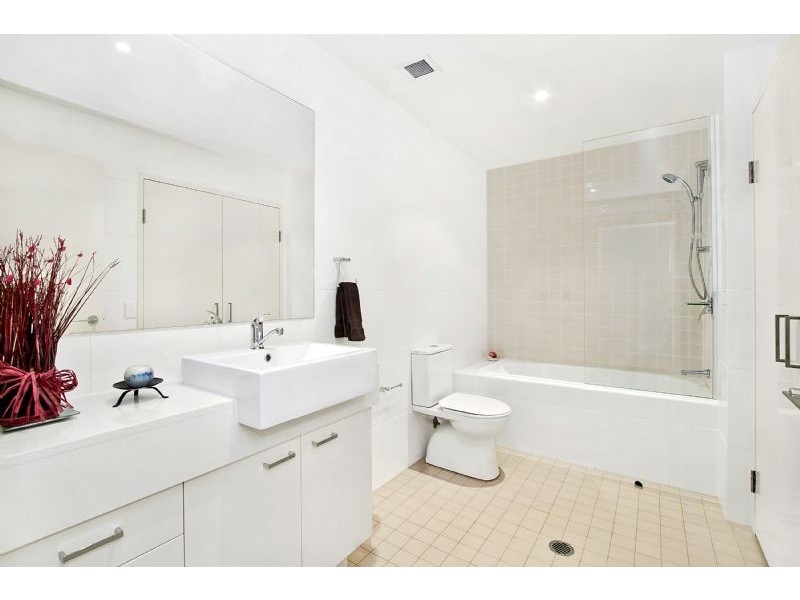 662/3 Baywater Drive, Wentworth Point NSW 2127