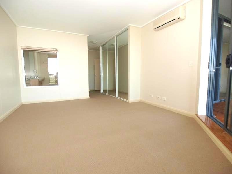48/29 Bennelong Parkway, Wentworth Point NSW 2127