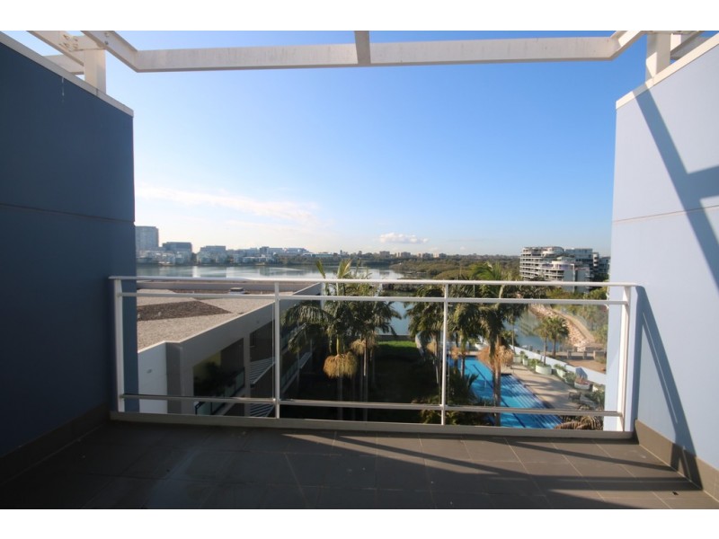 684/4 The Crescent, Wentworth Point NSW 2127