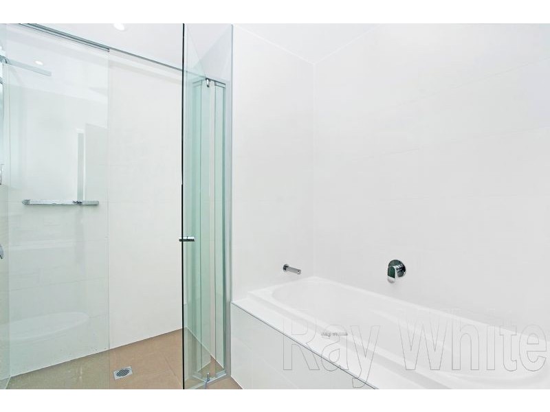 25 Bennelong Parkway, Wentworth Point NSW 2127