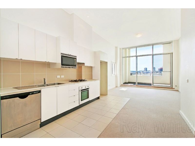 25 Bennelong Parkway, Wentworth Point NSW 2127