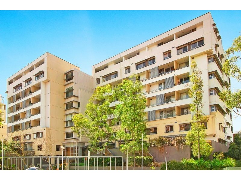 25 Bennelong Parkway, Wentworth Point NSW 2127