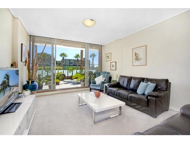 2 The Crescent, Wentworth Point NSW 2127