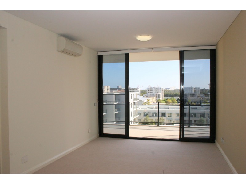 B722/22 Baywater Drive, Wentworth Point NSW 2127