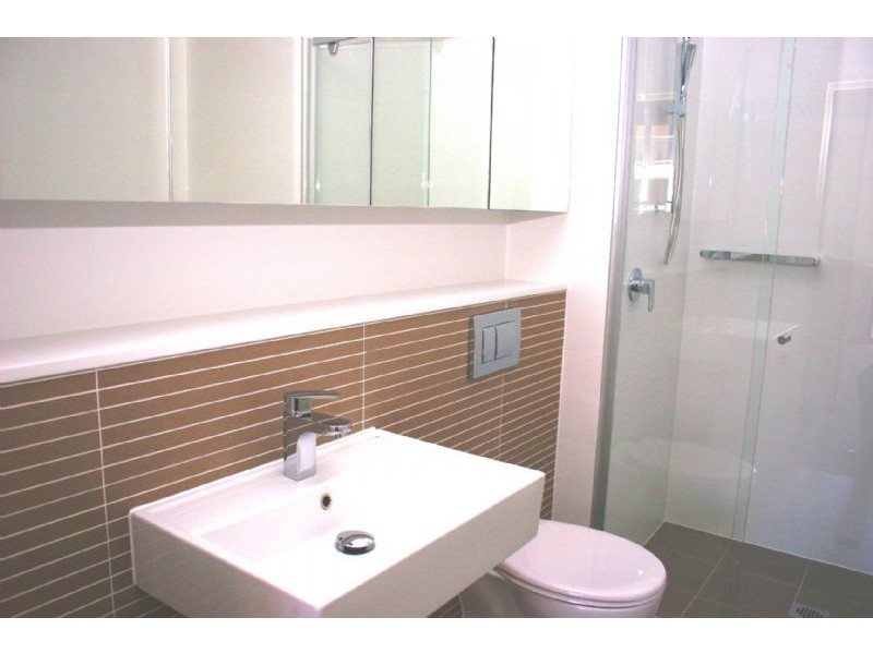 8 Baywater Drive, Wentworth Point NSW 2127