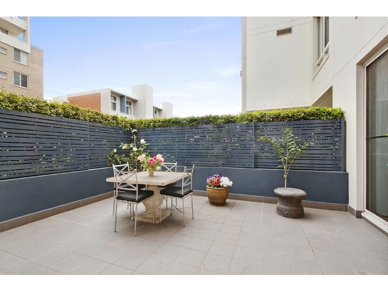 371/4 The Crescent, Wentworth Point NSW 2127