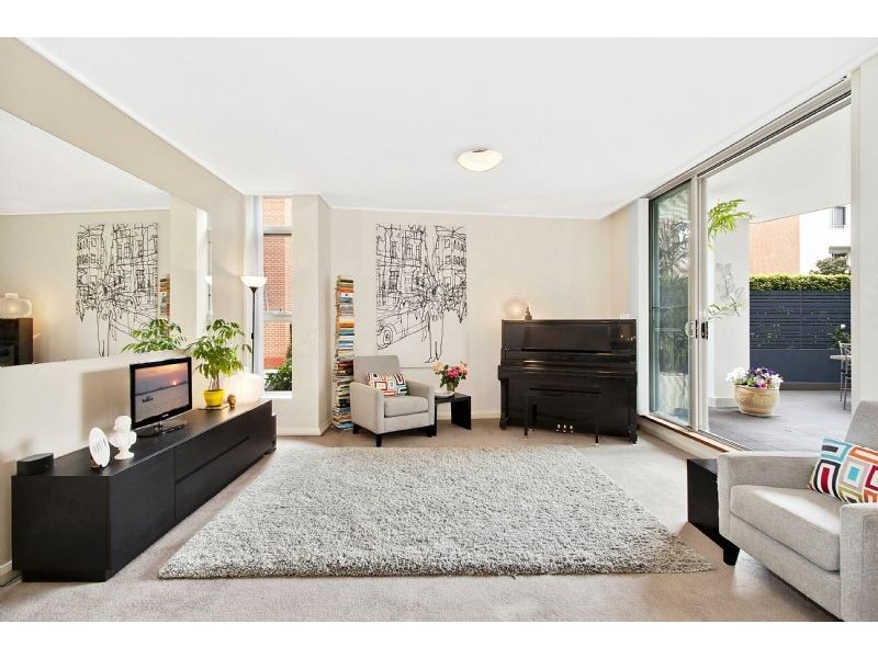 371/4 The Crescent, Wentworth Point NSW 2127