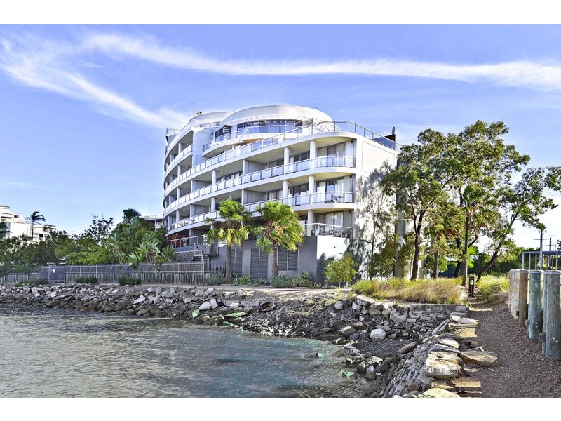 6* / 27 Bennelong Parkway, Wentworth Point NSW 2127