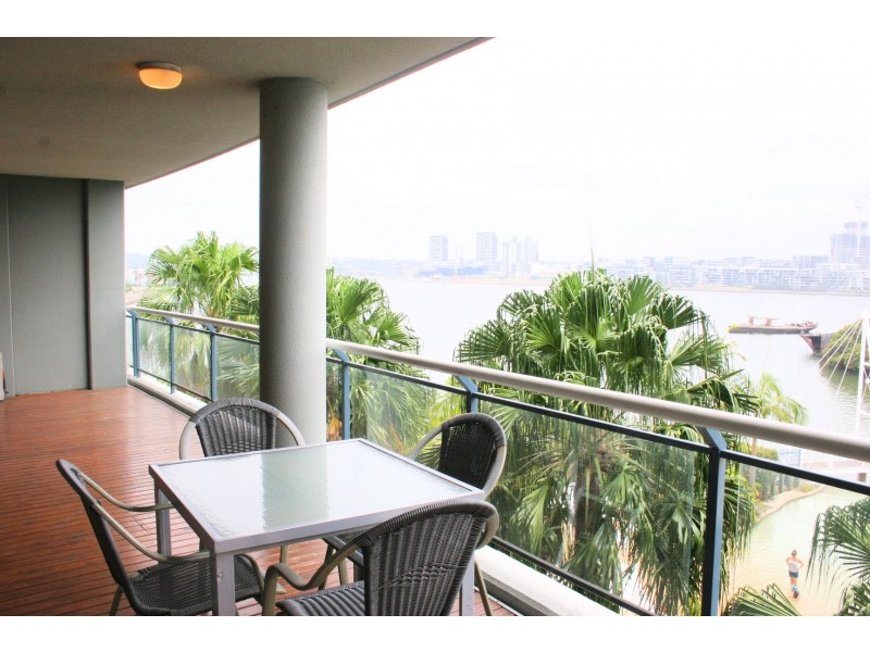 27 Bennelong Parkway, Wentworth Point NSW 2127