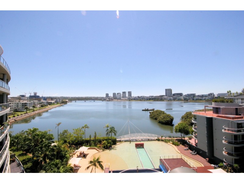 9*/27 Bennelong Parkway, Wentworth Point NSW 2127