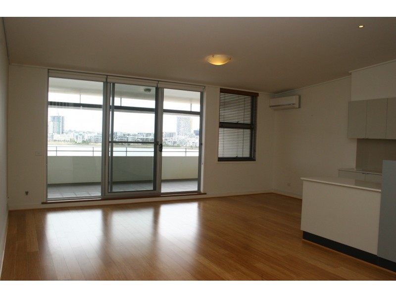 724/25 Bennelong Parkway, Wentworth Point NSW 2127