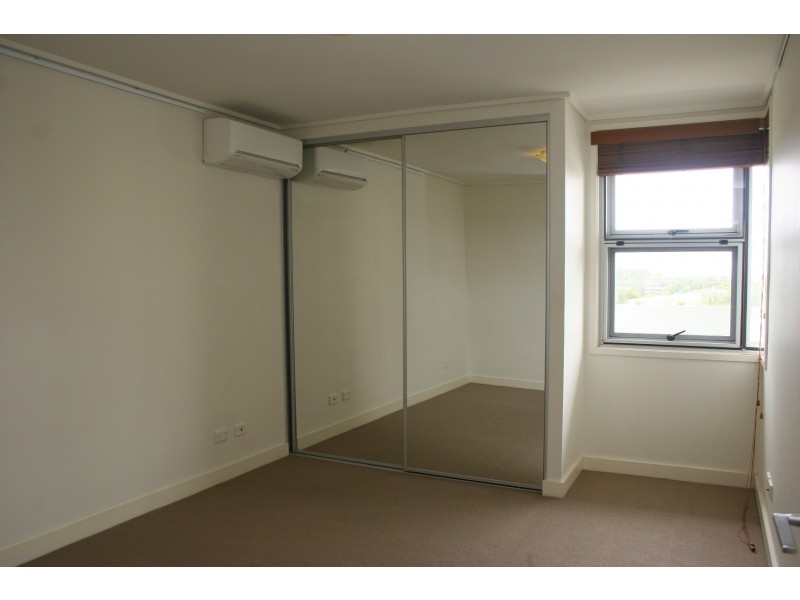 724/25 Bennelong Parkway, Wentworth Point NSW 2127