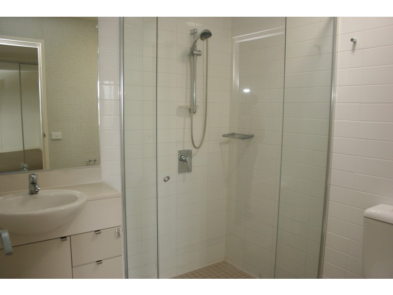 724/25 Bennelong Parkway, Wentworth Point NSW 2127