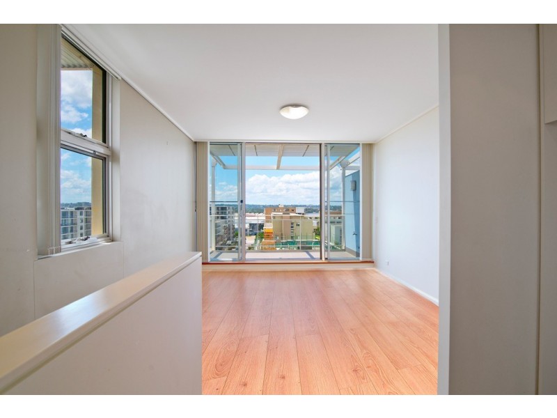 8**/2 The Crescent, Wentworth Point NSW 2127