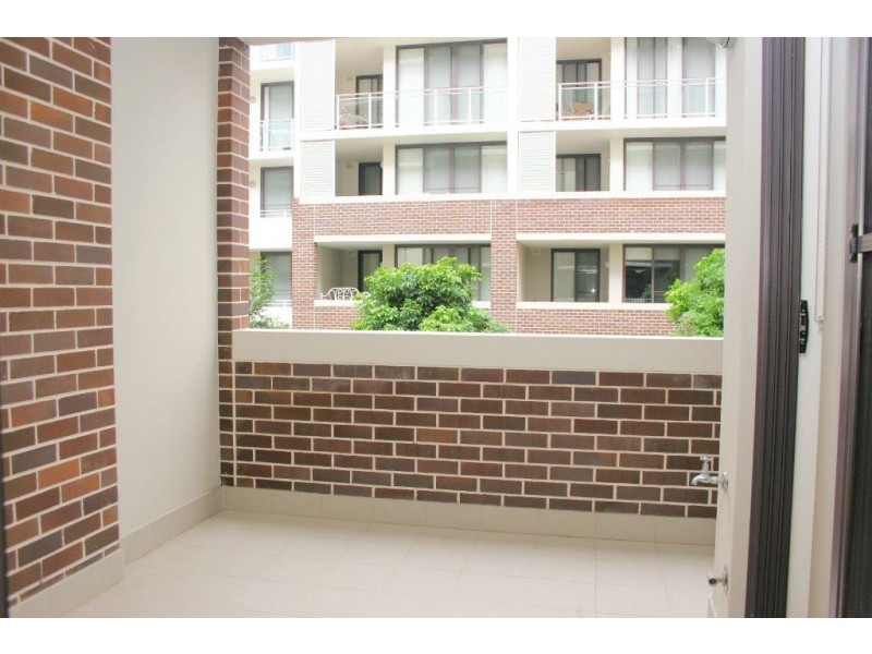 303/25 Hill Road, Wentworth Point NSW 2127