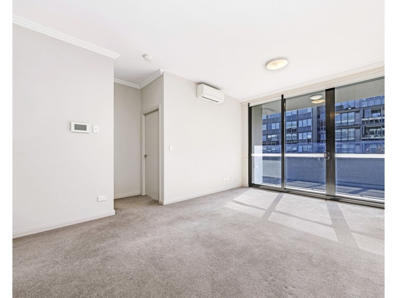 605/4 Footbridge Boulevarde, Wentworth Point NSW 2127