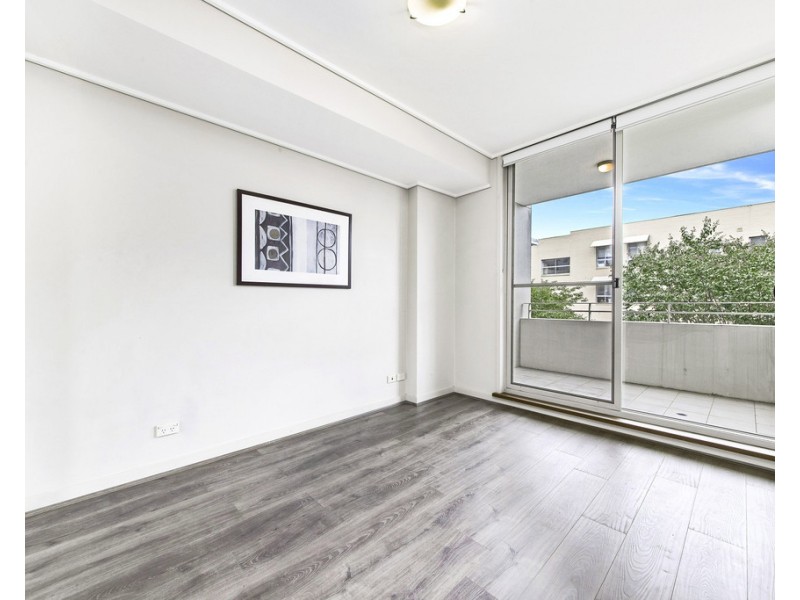 212/1 The Piazza, Wentworth Point NSW 2127