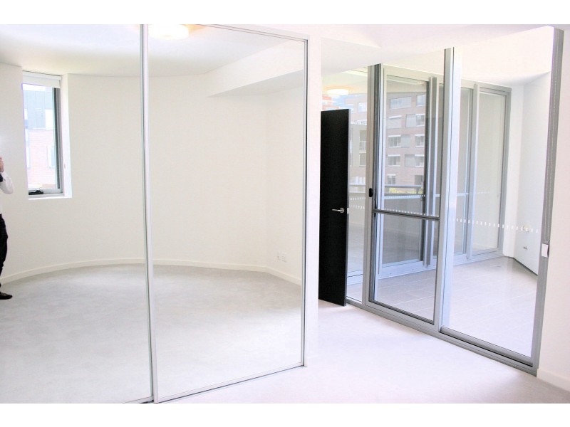 23 Monza Boulevarde, Wentworth Point NSW 2127