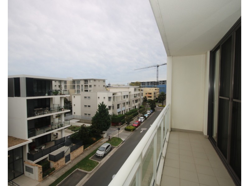 527/43 Amalfi Drive, Wentworth Point NSW 2127