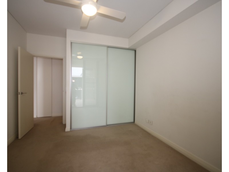 527/43 Amalfi Drive, Wentworth Point NSW 2127
