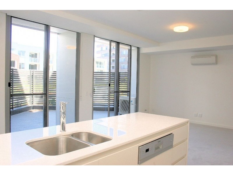 211/16 Savona Drive, Wentworth Point NSW 2127