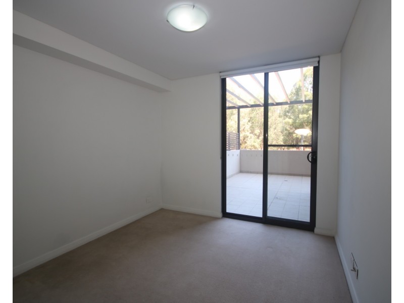 105/27 Hill Road, Wentworth Point NSW 2127