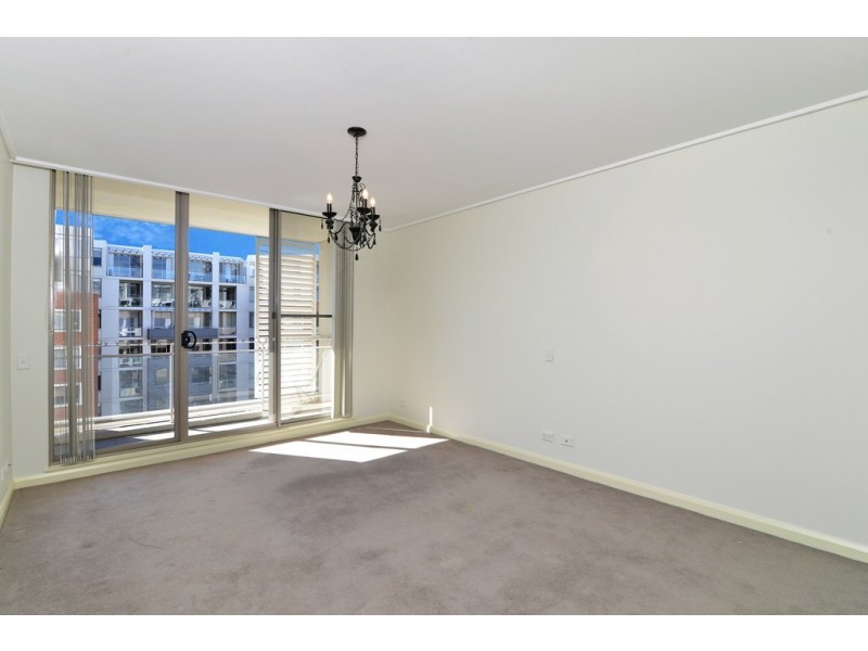 512/19 Hill Road, Wentworth Point NSW 2127