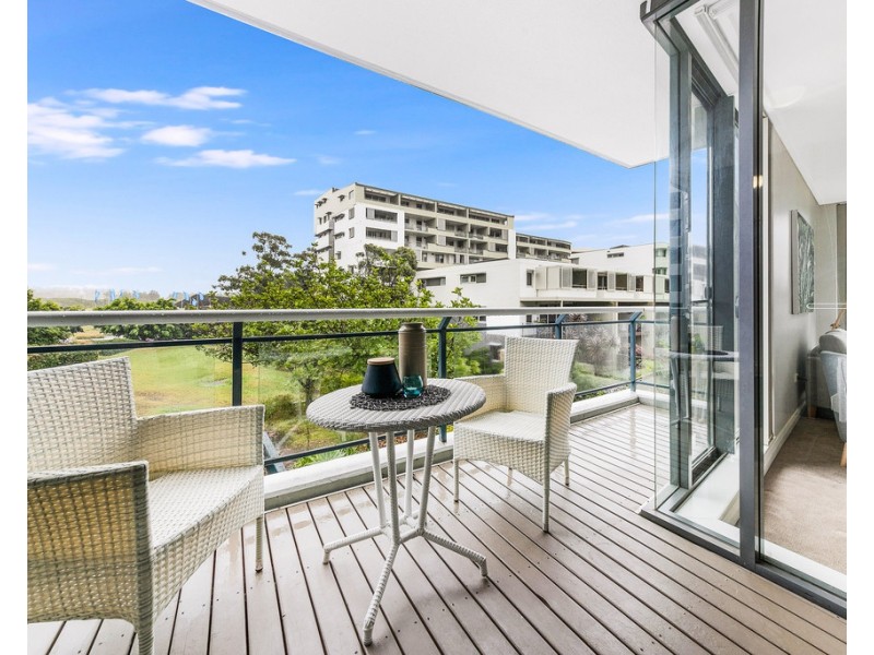 71/27 Bennelong Parkway, Wentworth Point NSW 2127