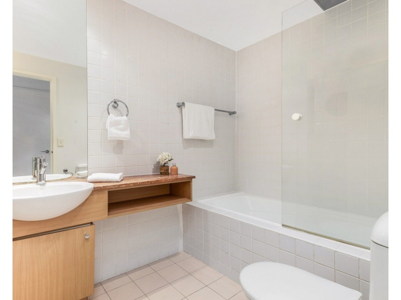 71/27 Bennelong Parkway, Wentworth Point NSW 2127