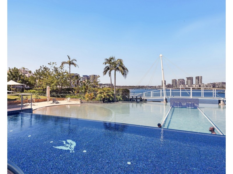 71/27 Bennelong Parkway, Wentworth Point NSW 2127