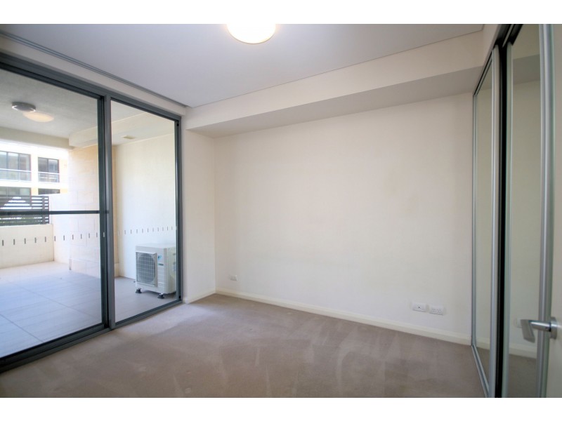 101/8 Marine Parade, Wentworth Point NSW 2127