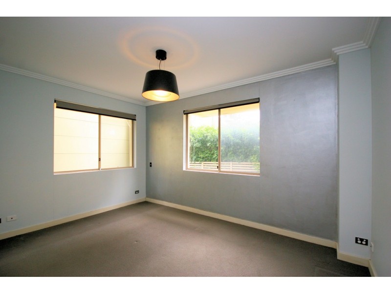 4 Stromboli Strait, Wentworth Point NSW 2127