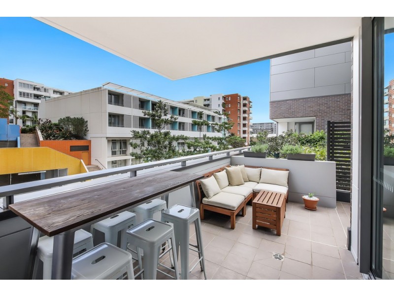 202/9 Baywater Drive, Wentworth Point NSW 2127