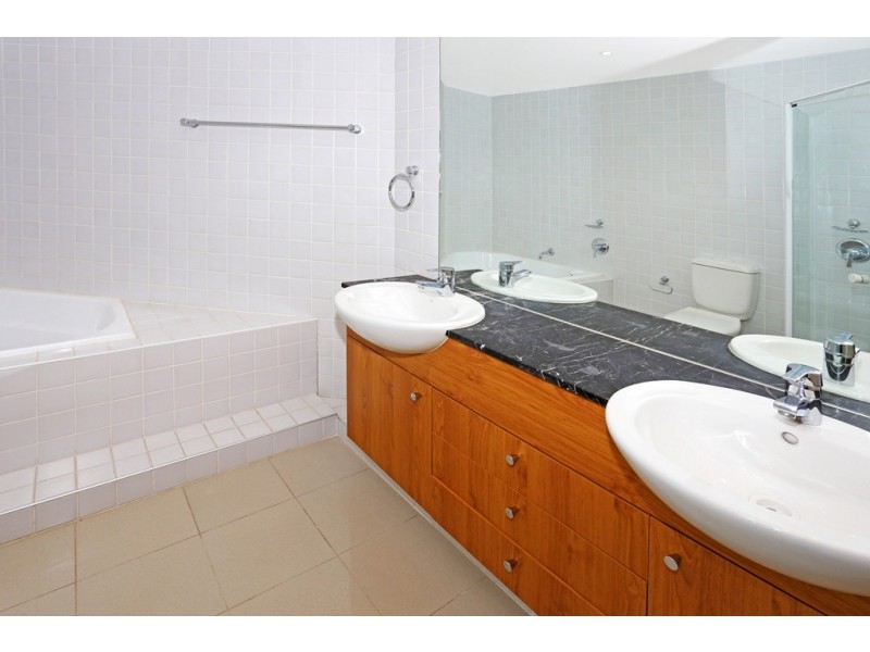 26/29 Bennelong Parkway, Wentworth Point NSW 2127