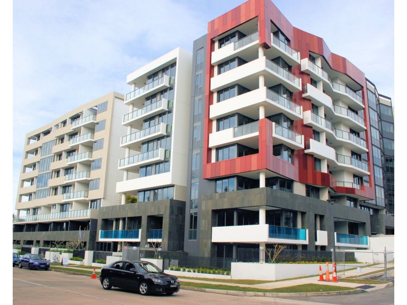 702/51 Hill Road, Wentworth Point NSW 2127