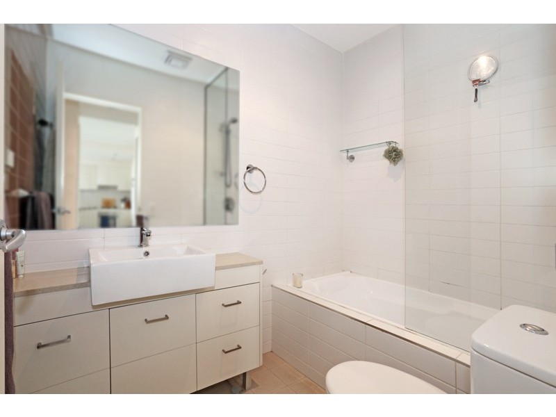 413/37 Amalfi Drive, Wentworth Point NSW 2127