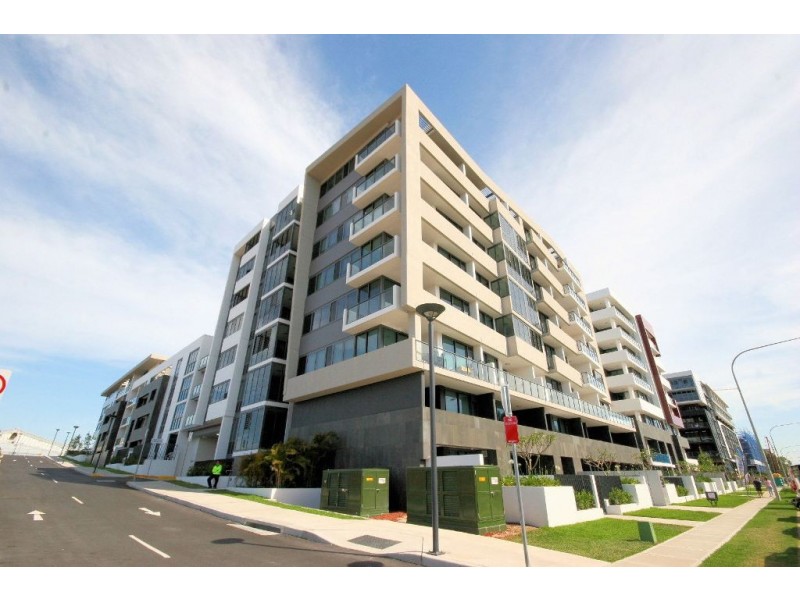 8**/53 Hill Road, Wentworth Point NSW 2127