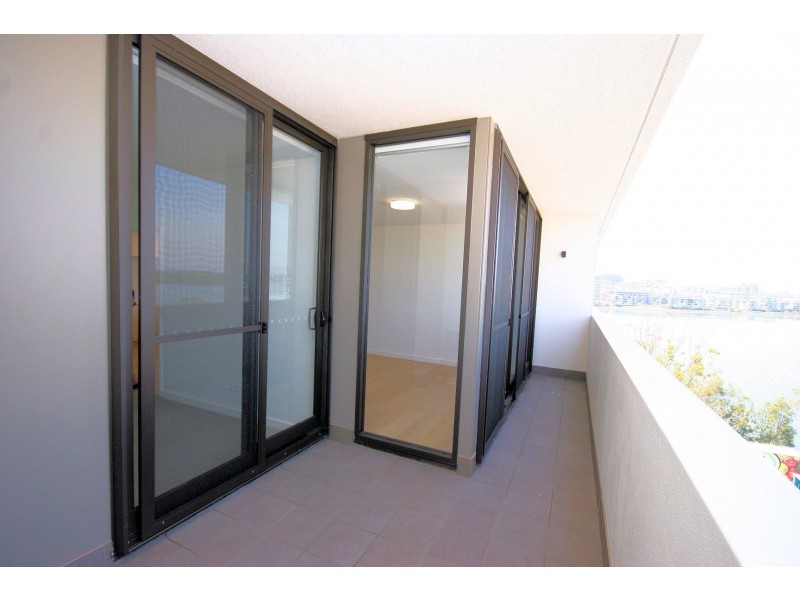 C6**/21 Verona Drive, Wentworth Point NSW 2127