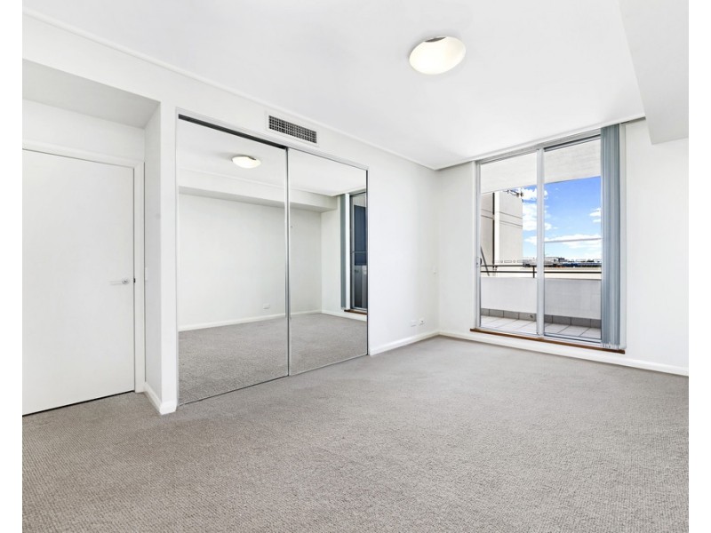 672/4 The Crescent, Wentworth Point NSW 2127