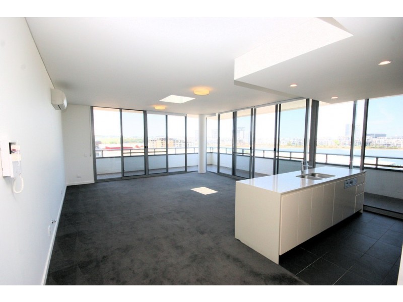A811/19 Baywater Drive, Wentworth Point NSW 2127